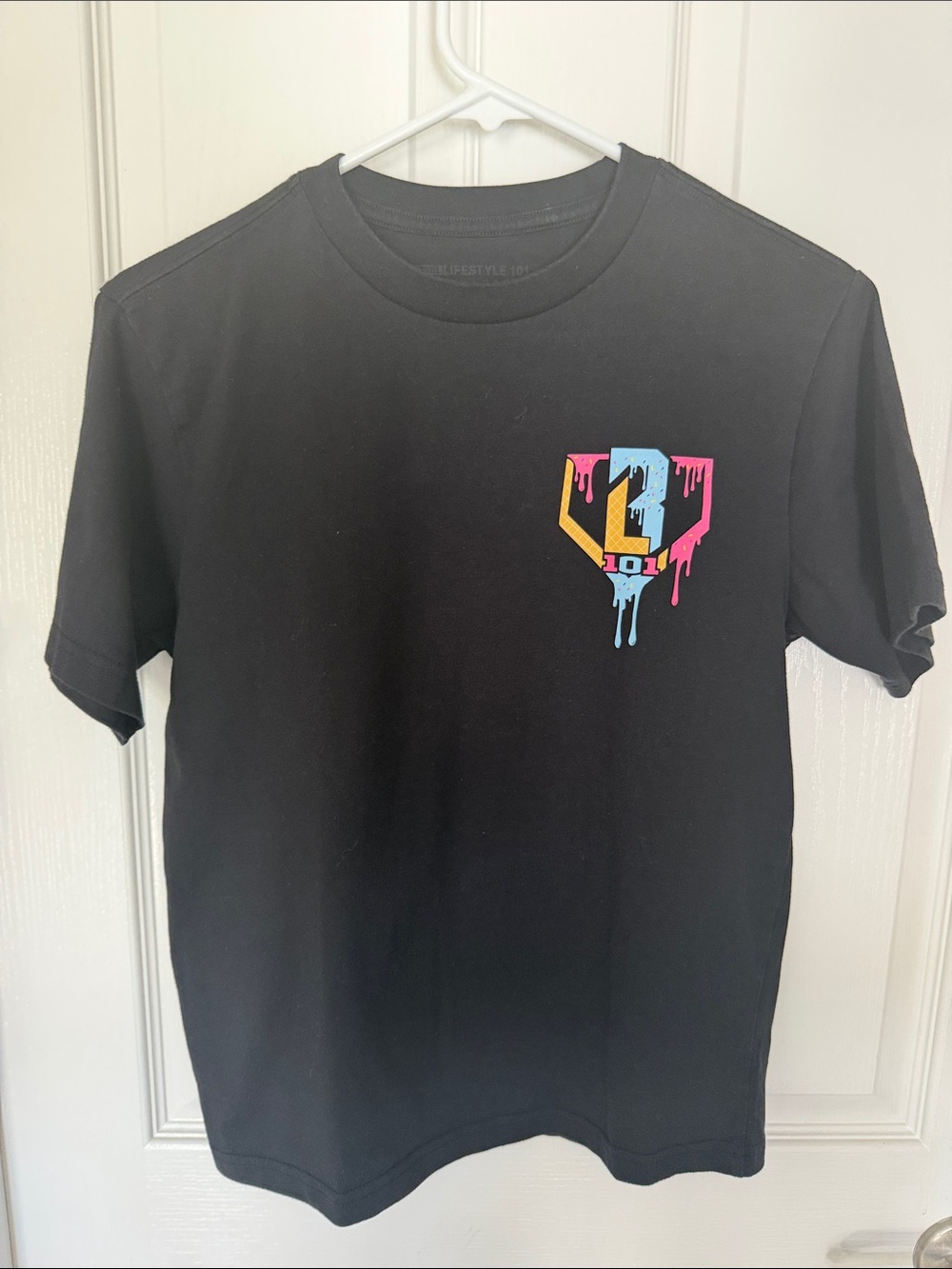 B101 Black Kids Graphic Drip Tee